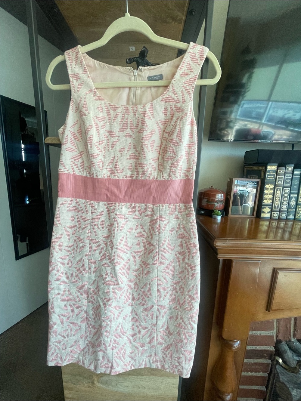 Ann Taylor Pink Patterned Sleeveless Mini Dress